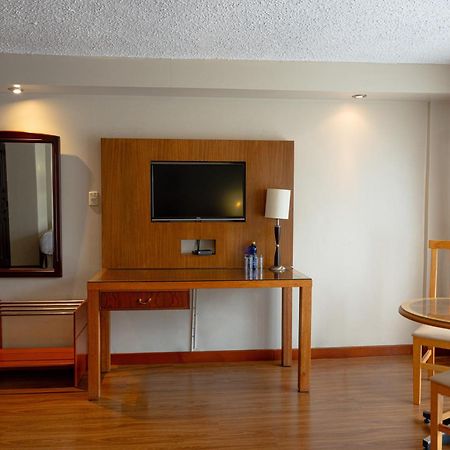 Hotel Santa Monica Κουένκα Εξωτερικό φωτογραφία
