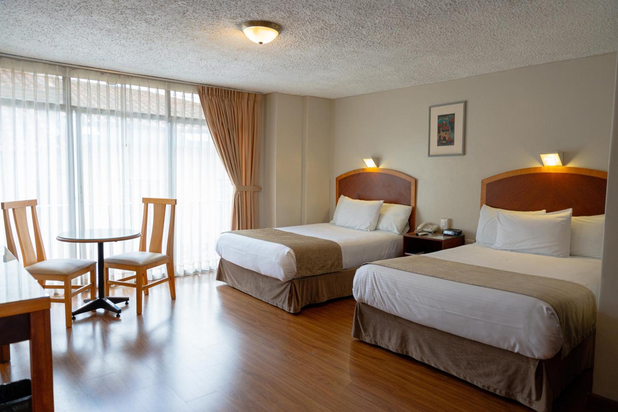 Hotel Santa Monica Κουένκα Εξωτερικό φωτογραφία