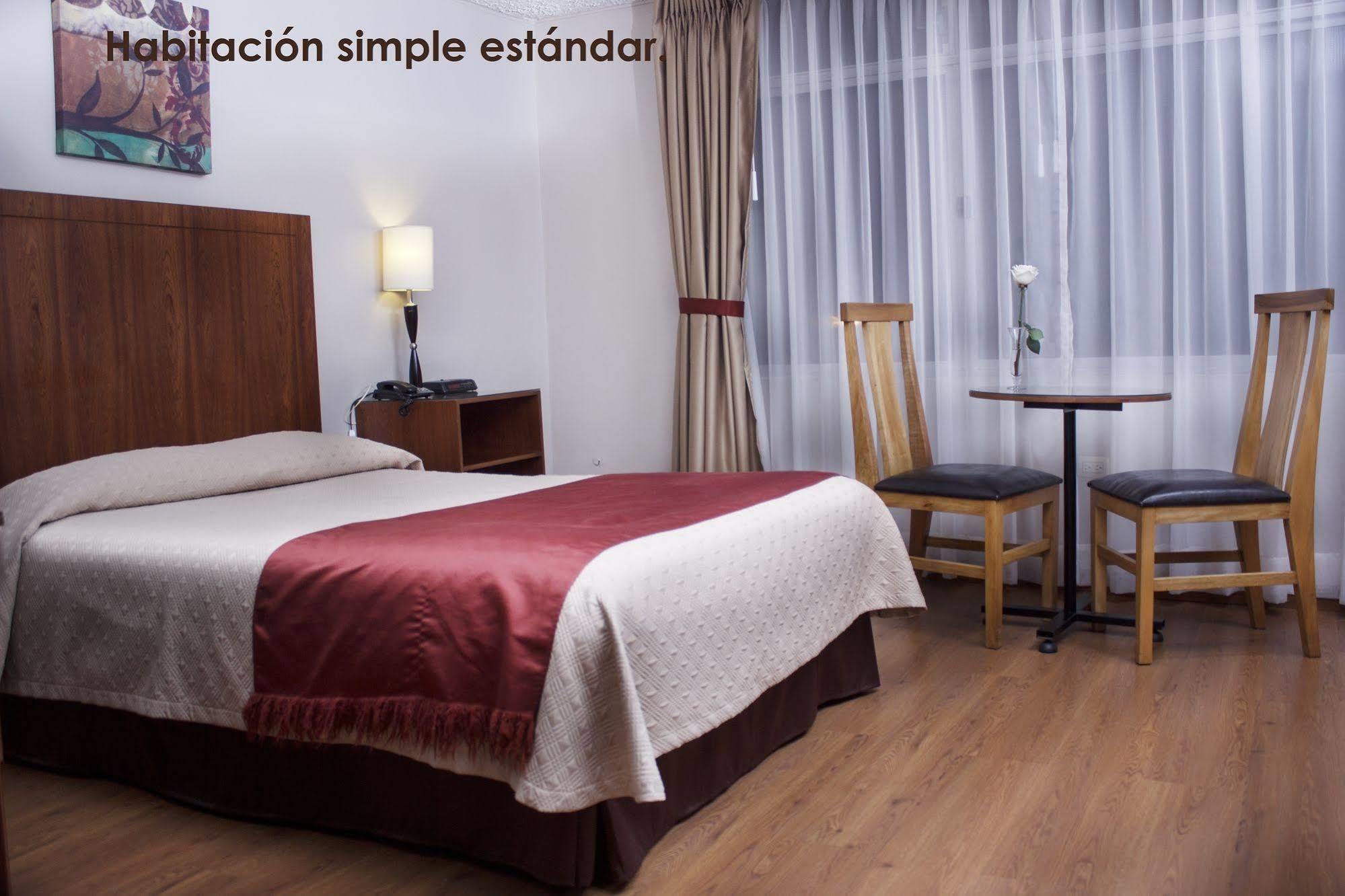 Hotel Santa Monica Κουένκα Εξωτερικό φωτογραφία